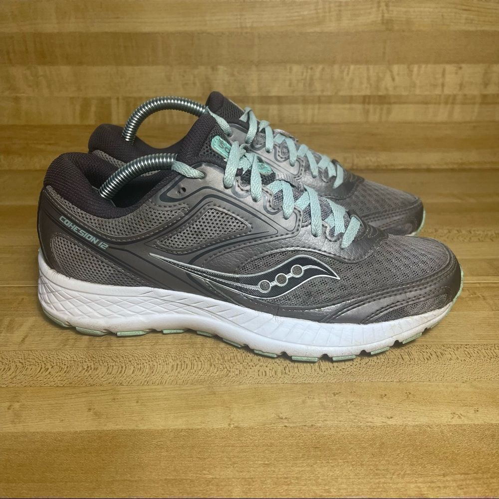 Saucony Womens Versafoam Cohesion 12 S10471-1 Gray Running Shoes Sneakers Sz 7.5